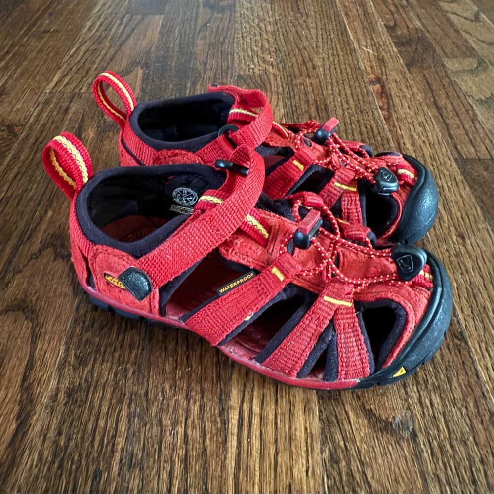 Keen Kids Waterproof Hiking Sandal - US 10 Little Kids